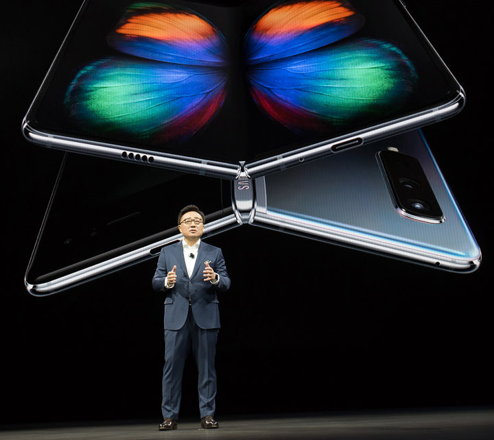 [Mobile] 集三星 10年之大成！旗艦機 Galaxy S10 三機齊發，可摺疊螢幕機 Galaxy Fold 更成為驚艷焦點！ - 阿祥的網路筆記本