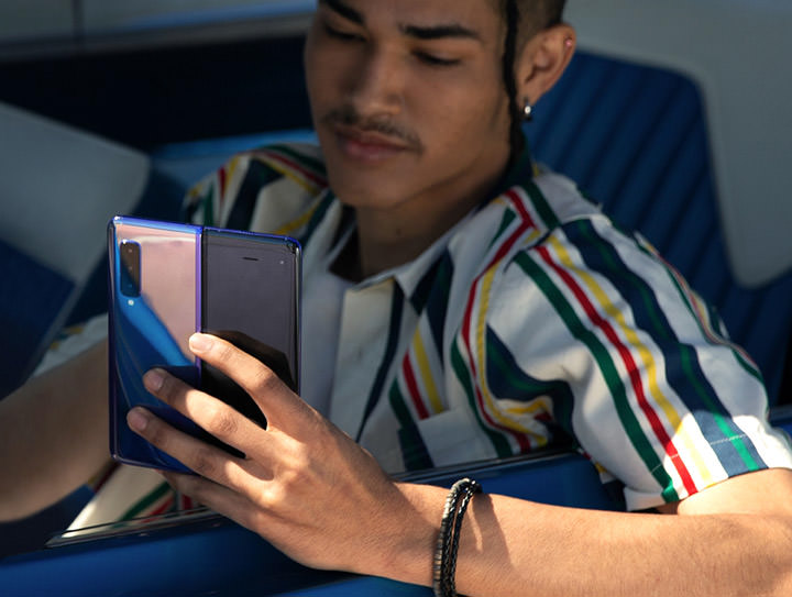 [Mobile] 摺疊螢幕智慧手機是噱頭？還是新世代手機的未來？從設計面、趨勢面與應用面來詳細分析！ - 阿祥的網路筆記本