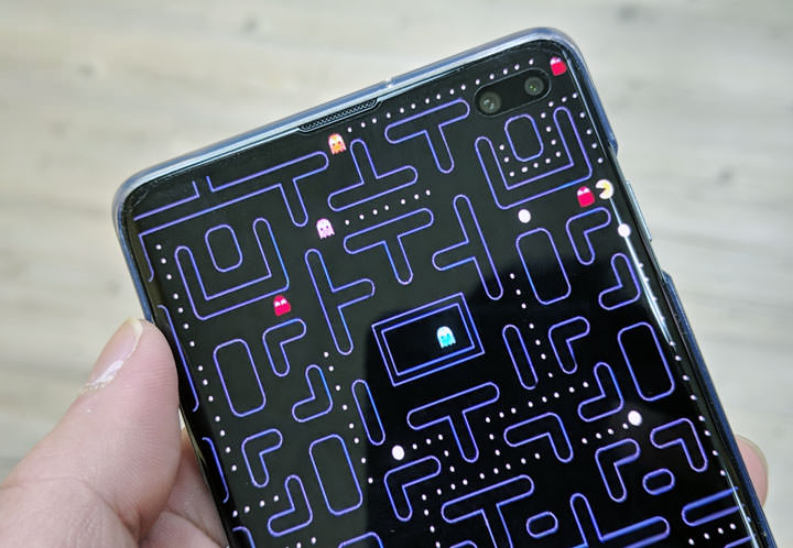 [Mobile] Galaxy S10 系列適用！用「Hidey Hole」APP 免費取得海量「O 極限全螢幕」專用桌布～真的超簡單！ - 阿祥的網路筆記本