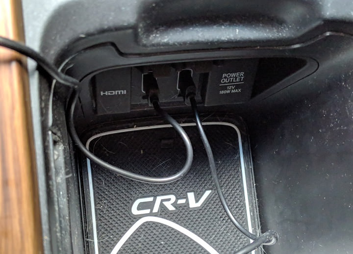 [Unbox] peripower 自動開合動力式 10W 無線快充出風口支架（PS-T08）開箱！兼具手機車架與無線充電功能，讓你輕鬆放、輕鬆拿！ - 阿祥的網路筆記本