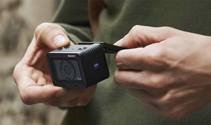 [Camera] 最輕巧 VLog 神機來了！SONY 推出全球最迷你旗艦隨身機「RX0 II」，功能全面更升級 180度可翻轉螢幕！ - 阿祥的網路筆記本