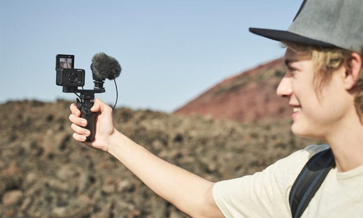 [Camera] 最輕巧 VLog 神機來了！SONY 推出全球最迷你旗艦隨身機「RX0 II」，功能全面更升級 180度可翻轉螢幕！ - 阿祥的網路筆記本