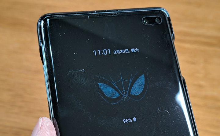 [Unbox] Galaxy S10 系列專屬 MARVEL 智能背蓋開箱：除了超帥的圖樣設計，還有獨家主題讓你與眾不同！ - 阿祥的網路筆記本