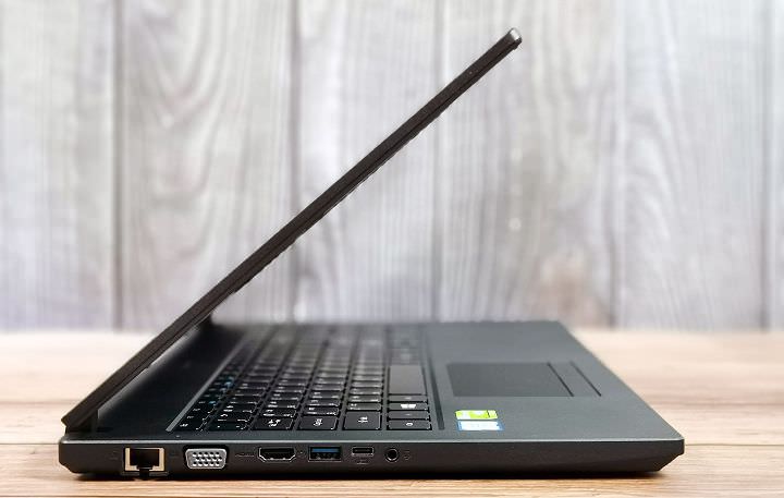 [Unbox] Acer Travelmate P2（2510-MG）試用報告：外觀樸實，但功能完備的獨顯商務筆電！ - 阿祥的網路筆記本