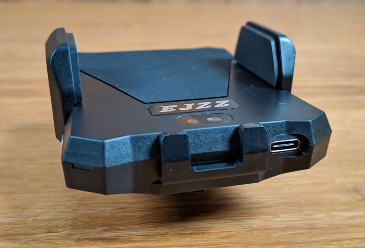 [Unbox] EJZZ 歐爵國際 10W Qi 閃充 EJ-04 紅外線無線充電手機架開箱評測！輕鬆取放，高效充電超方便！ - 阿祥的網路筆記本