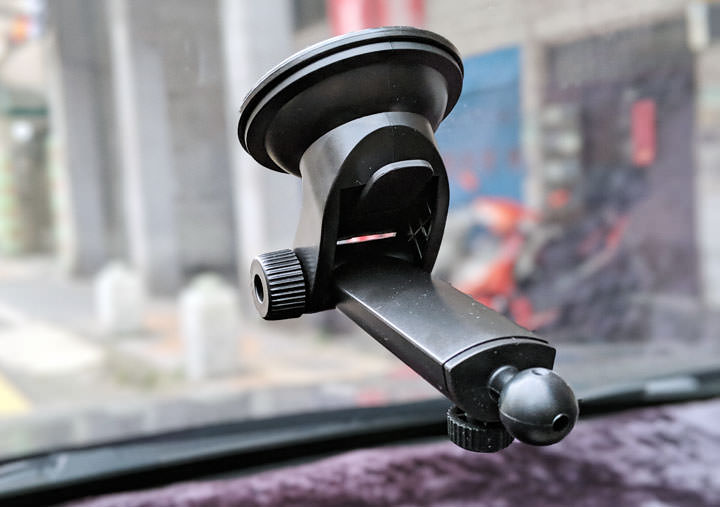 [Unbox] EJZZ 歐爵國際 10W Qi 閃充 EJ-04 紅外線無線充電手機架開箱評測！輕鬆取放，高效充電超方便！ - 阿祥的網路筆記本