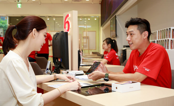 [Telecom] 五月遠傳優惠再一波！iPhone 直降 4000元，三星 Galaxy A50 月付 999 零元帶走！ - 阿祥的網路筆記本