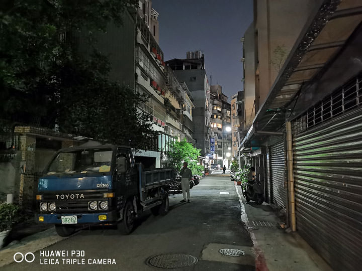 [Unbox] HUAWEI P30 開箱與深度評測：相機功能無與倫比，優異規格與高 CP 值兼具，強悍旗艦輕鬆入手！ - 阿祥的網路筆記本