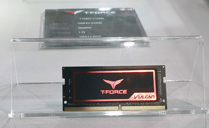 [PC] 十銓科技 Computex 2019 展出全新 ARGB 系列產品，更有多彩水冷 SSD 模組、兼具創意與實用性隨身碟！ - 阿祥的網路筆記本