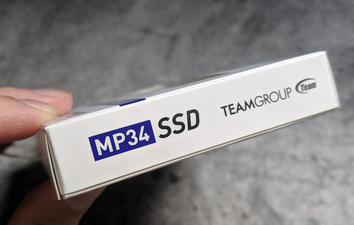 [Unbox] 高效能但定價親民：TEAMGROUP MP34 M.2 NVMe SSD 512GB 開箱實測！ - 阿祥的網路筆記本