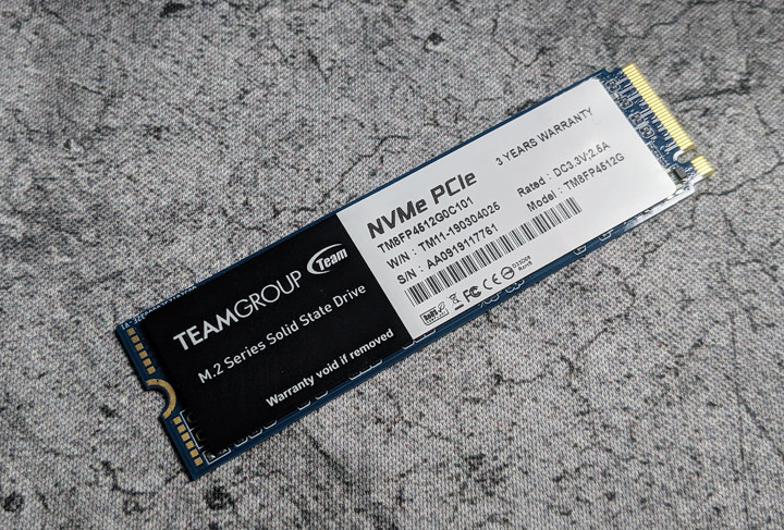[Unbox] 高效能但定價親民：TEAMGROUP MP34 M.2 NVMe SSD 512GB 開箱實測！ - 阿祥的網路筆記本