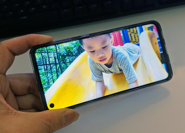 [Unbox] 三星 Galaxy A60 開箱評測：集結大螢幕、大容量、大電量與美拍三鏡頭的全方位中階旗艦！ - 阿祥的網路筆記本