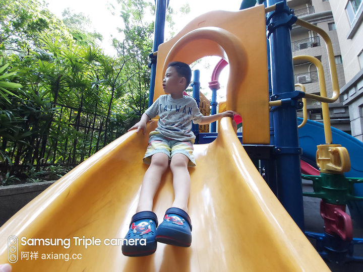 [Unbox] 三星 Galaxy A60 開箱評測：集結大螢幕、大容量、大電量與美拍三鏡頭的全方位中階旗艦！ - 阿祥的網路筆記本