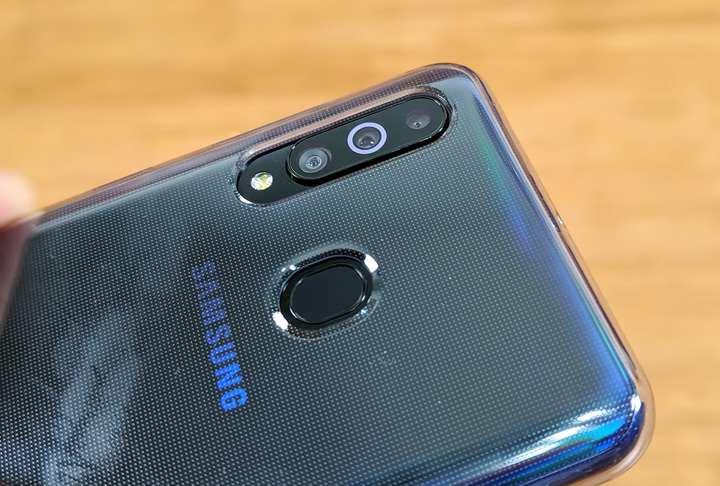 [Unbox] 三星 Galaxy A60 開箱評測：集結大螢幕、大容量、大電量與美拍三鏡頭的全方位中階旗艦！ - 阿祥的網路筆記本