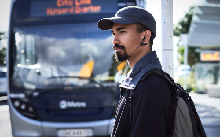 [Mobile] Sony Mobile 推出全新開放式立體聲藍牙耳機 SBH82D，兼具個人獨享體驗與安全性！ - 阿祥的網路筆記本