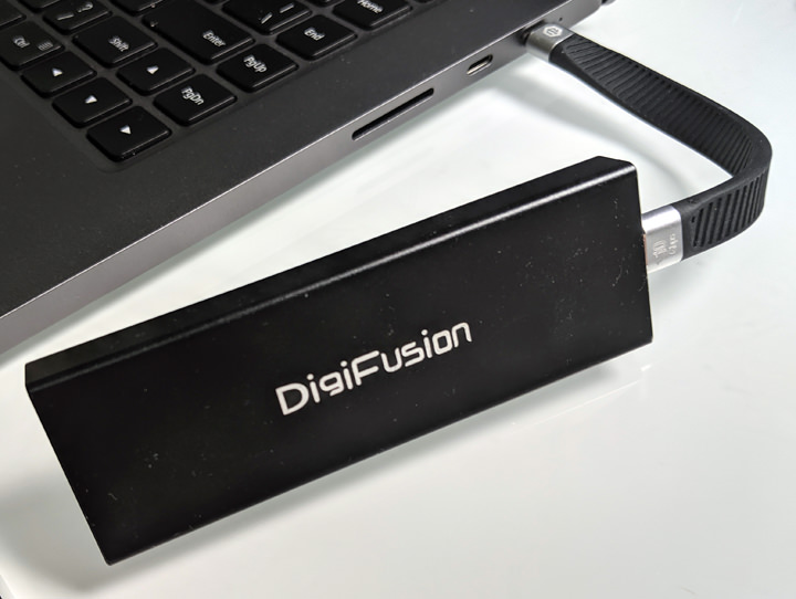 [Accessory] 使用更靈活，收納更方便的 AENZR 13.7 公分超短傳輸線開箱！ - 阿祥的網路筆記本