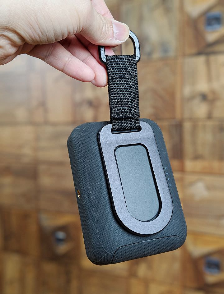 [Unbox] Sony LED Power Lantern CL-N810 開箱評測：整合行動電源與照明的露營好物！ - 阿祥的網路筆記本