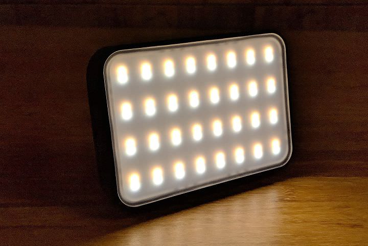 [Unbox] Sony LED Power Lantern CL-N810 開箱評測：整合行動電源與照明的露營好物！ - 阿祥的網路筆記本