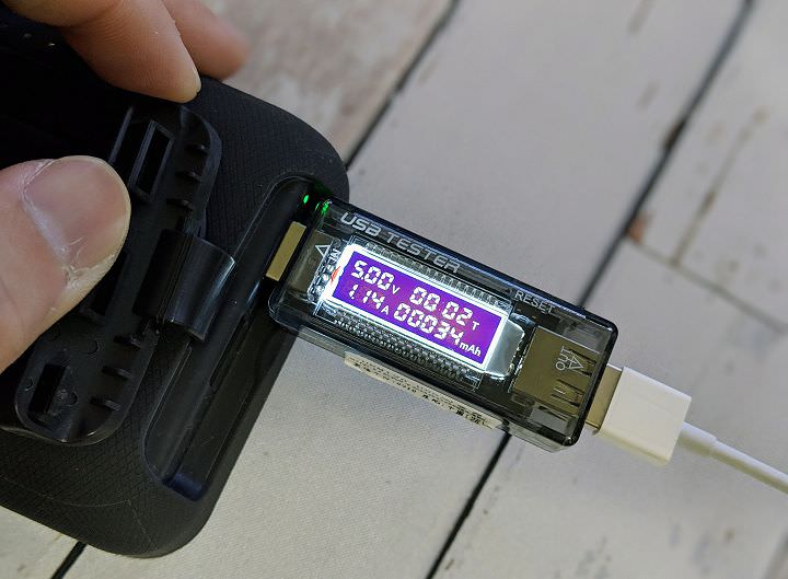 [Unbox] Sony LED Power Lantern CL-N810 開箱評測：整合行動電源與照明的露營好物！ - 阿祥的網路筆記本