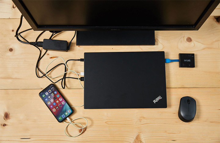 [Unobx] 一機多用且設計高質感的 moshi Symbus Q，除了為筆電帶來更好的擴充性，更讓外接的週邊化繁為簡，桌面也能更簡潔清爽呢！ - 阿祥的網路筆記本