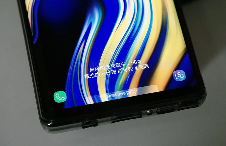 [Unobx] 一機多用且設計高質感的 moshi Symbus Q，除了為筆電帶來更好的擴充性，更讓外接的週邊化繁為簡，桌面也能更簡潔清爽呢！ - 阿祥的網路筆記本