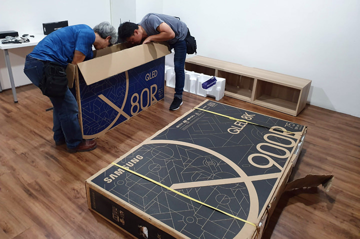 三星 QLED 8K 量子電視 Q900R 開箱體驗：不只 8K 超高解析度，更用金屬量子點顯色與 AI 科技震撼你的感官！ - 阿祥的網路筆記本