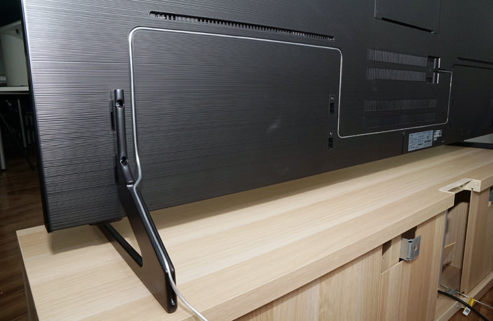 三星 QLED 8K 量子電視 Q900R 開箱體驗：不只 8K 超高解析度，更用金屬量子點顯色與 AI 科技震撼你的感官！ - 阿祥的網路筆記本