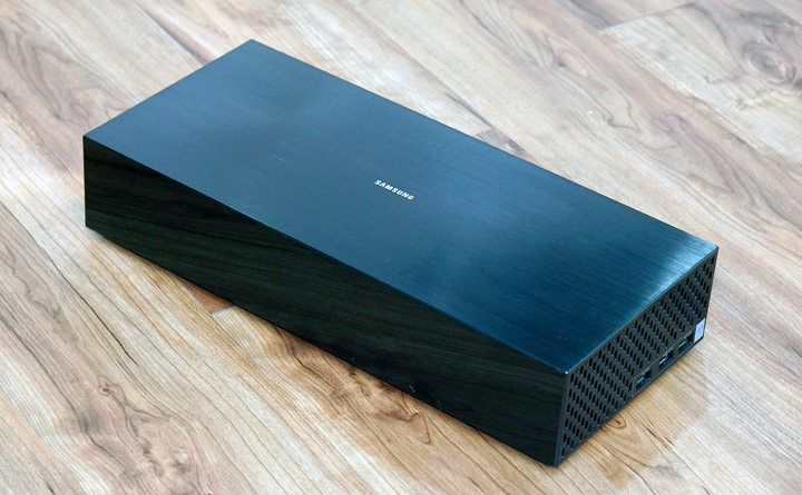 三星 QLED 8K 量子電視 Q900R 開箱體驗：不只 8K 超高解析度，更用金屬量子點顯色與 AI 科技震撼你的感官！ - 阿祥的網路筆記本