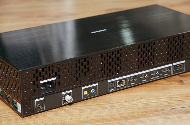 三星 QLED 8K 量子電視 Q900R 開箱體驗：不只 8K 超高解析度，更用金屬量子點顯色與 AI 科技震撼你的感官！ - 阿祥的網路筆記本