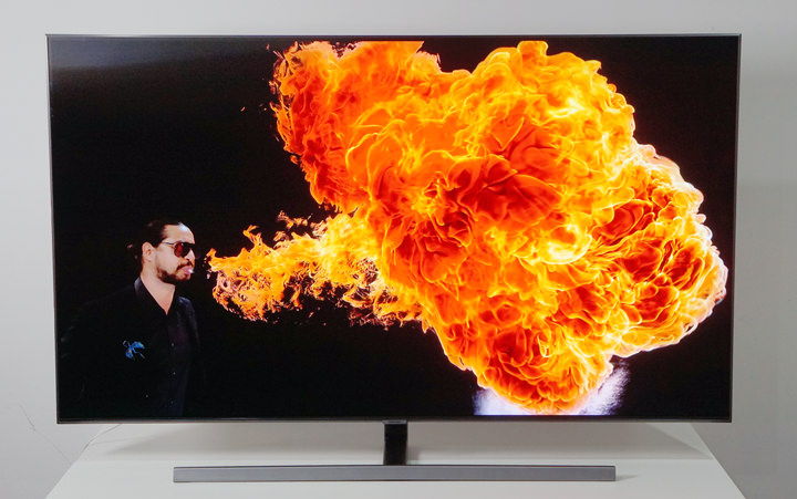 三星 QLED 8K 量子電視 Q900R 開箱體驗：不只 8K 超高解析度，更用金屬量子點顯色與 AI 科技震撼你的感官！ - 阿祥的網路筆記本