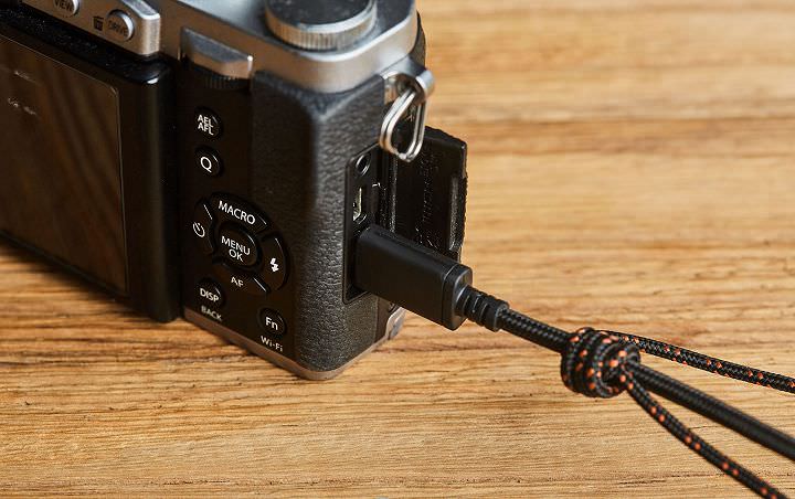 [Unbox] Moshi 三合一萬用充電線動手玩：相容於三大主流介面、支援充電與資料傳輸！ - 阿祥的網路筆記本