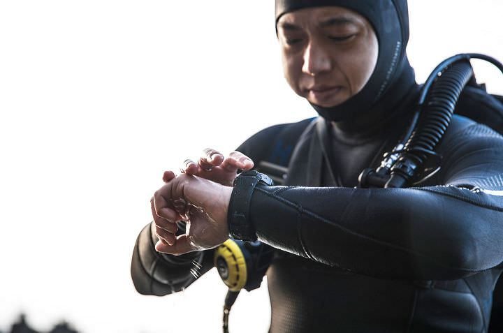 [Unbox] 入門價位卻擁有強悍軍規與完備偵測功能的運動手錶：TicWatch S2 開箱與使用心得 - 阿祥的網路筆記本