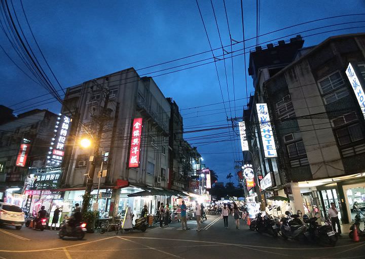 [Mobile] 高 CP 值中階旗艦 SUGAR T50 深度評測：高顏值全螢幕、超廣角三鏡頭與完整規格毫無保留一次奉上！ - 阿祥的網路筆記本