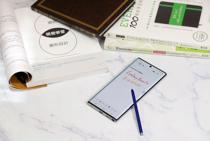[Unbox] 三星 Galaxy Note10+ 搶先測！持續創新、不斷進化且功能齊備，無可取代的數位生產力旗艦再臨！ - 阿祥的網路筆記本