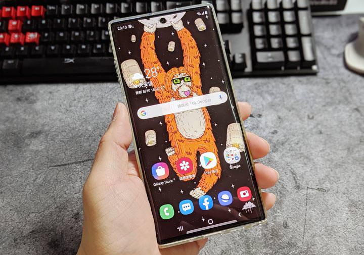 [Mobile] Galaxy Store 也有 Galaxy Note10 專用的「洞洞桌布」可以免費下載囉！ - 阿祥的網路筆記本
