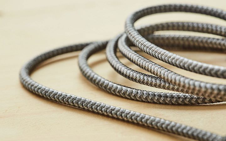 [Unbox] iPhone 快速充電的黃金組合：Moshi Integra 強韌系列充電線 + Moshi Rewind C 充電器實測！ - 阿祥的網路筆記本