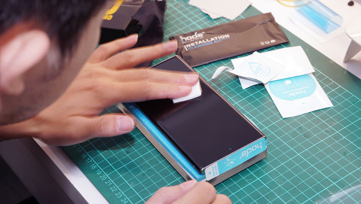 hoda 3D UV 膠全貼合玻璃保護貼 + 柔石軍規防摔殼開箱分享!給你的 Galaxy Note10+ 最全面防護解決方案! - 阿祥的網路筆記本 hoda 3D UV 膠全貼合玻璃保護貼 + 柔石軍規防摔殼開箱分享!給你的 Galaxy Note10+ 最全面防護解決方案! - 阿祥的網路筆記本