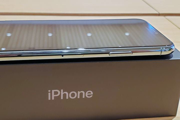 [Unbox] Apple iPhone 11 Pro Max 夜幕綠版純開箱！ - 阿祥的網路筆記本