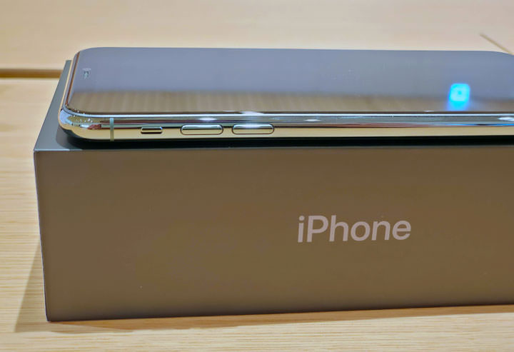 [Unbox] Apple iPhone 11 Pro Max 夜幕綠版純開箱！ - 阿祥的網路筆記本
