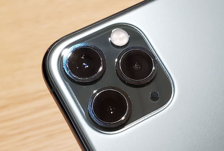 [Unbox] Apple iPhone 11 Pro Max 夜幕綠版純開箱！ - 阿祥的網路筆記本