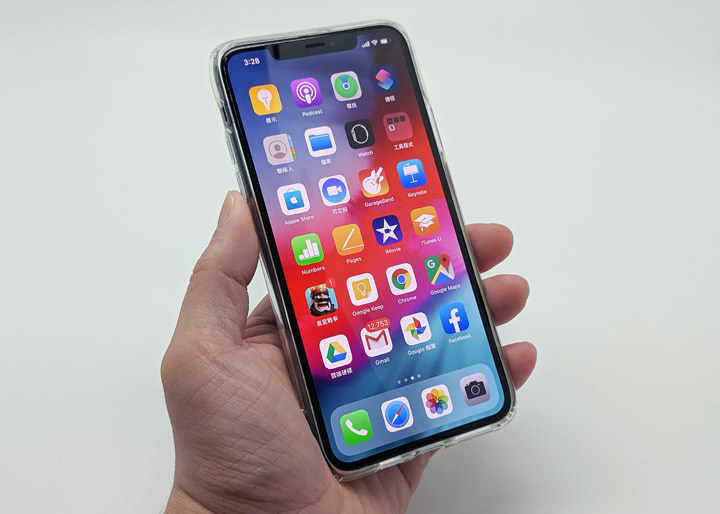 [Unbox] 透明殼專家 iPhone 11 Pro Max 清透鋼化玻璃殼開箱：簡約設計，給 iPhone 11 最完整的保護！ - 阿祥的網路筆記本