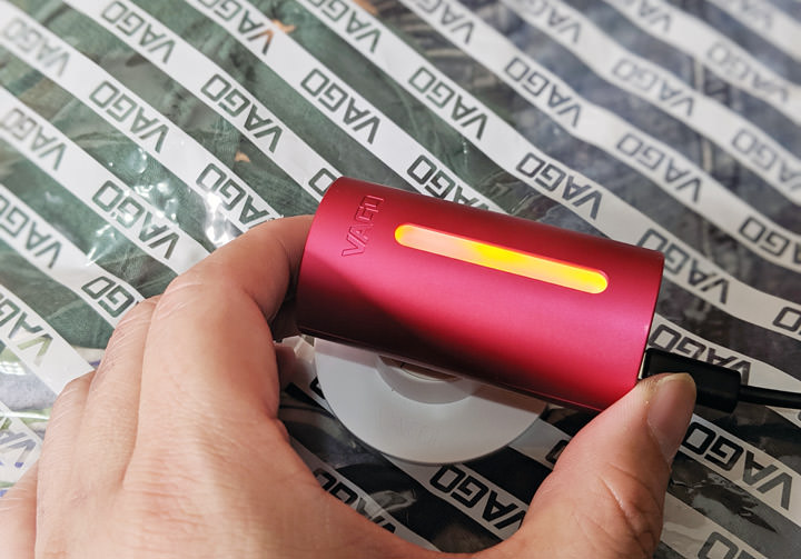 行李箱打包神器:VAGO 旅行真空收納器開箱!口袋尺寸不造成負擔,釋放更多空間! - 阿祥的網路筆記本 行李箱打包神器:VAGO 旅行真空收納器開箱!口袋尺寸不造成負擔,釋放更多空間! - 阿祥的網路筆記本