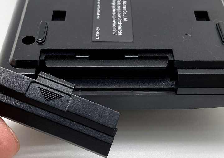 經典迷你重現:SEGA MEGA DRIVE Mini 亞版開箱分享!外觀細節完全復刻,還內建 42 個經典遊戲! - 阿祥的網路筆記本 經典迷你重現:SEGA MEGA DRIVE Mini 亞版開箱分享!外觀細節完全復刻,還內建 42 個經典遊戲! - 阿祥的網路筆記本