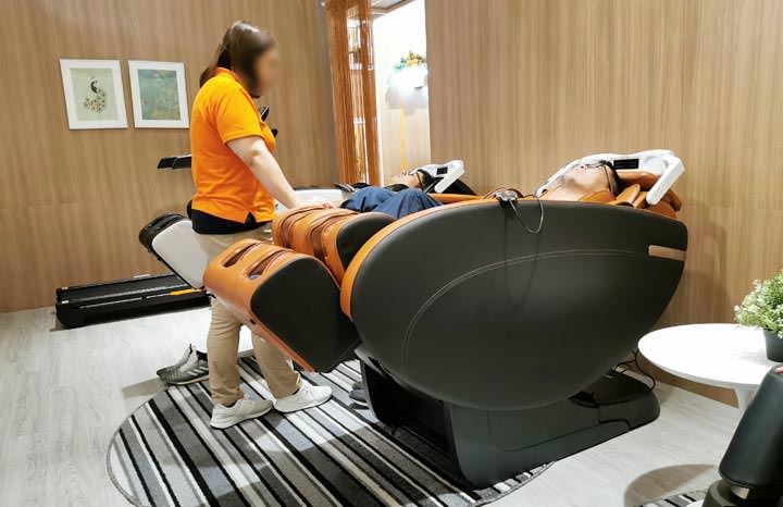 大型按摩椅選購/推薦解析：富士、OSIM、tokuyo、喬山、高島、輝葉六大品牌實測心得分享！ - 阿祥的網路筆記本