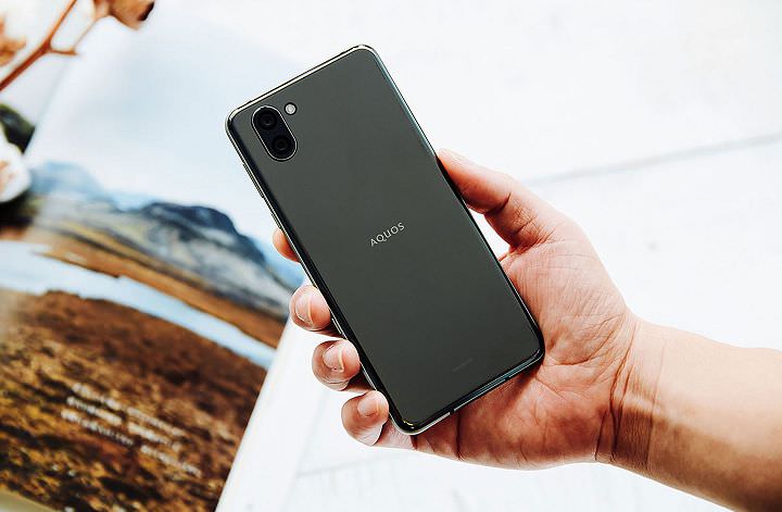 SHARP AQUOS R3 深度實測報告：集美型設計與高水準攝錄功能於一身的日系手機！ - 阿祥的網路筆記本