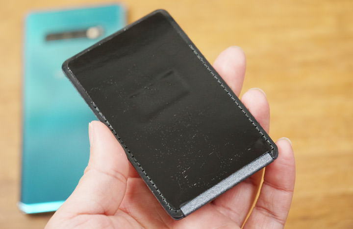 MOFT X 手機、平板隱形支架開箱實測：輕薄貼身，縱向橫向瀏覽皆適宜的便利設計！ - 阿祥的網路筆記本