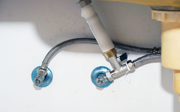 BRITA mypure pro X9 超微濾櫥下型濾水系統開箱：有效過濾 99.99% 病毒、細菌與有害物質，健康喝好水真安心！ - 阿祥的網路筆記本