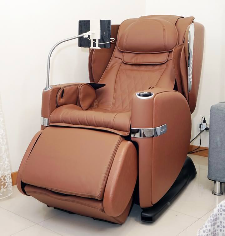 Osim 4手天王開箱 不只是按摩椅 更兼具高科技與