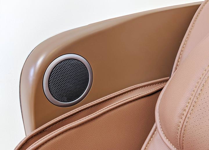 OSIM 4手天王開箱:不只是按摩椅,更兼具高科技與娛樂性! - 阿祥的網路筆記本 OSIM 4手天王開箱:不只是按摩椅,更兼具高科技與娛樂性! - 阿祥的網路筆記本