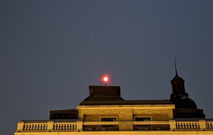 Google Pixel4 全新「天文攝影功能」：夜視功能再升級，拍得出美麗星空？實測給你看！ - 阿祥的網路筆記本